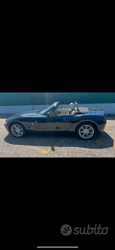 Usata BMW Z4 170 CV (125 kW) 2004 Nero Cabrio