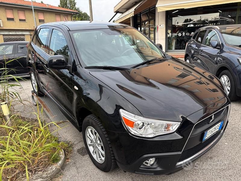 Usata Mitsubishi ASX Invite 150 CV (110 kW) 2013 Nero SUV