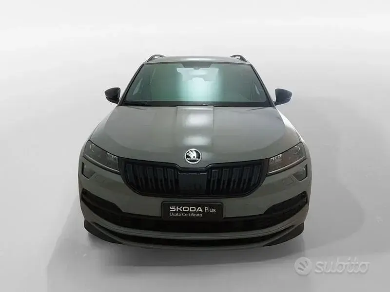 Usata Skoda Karoq SportLine 150 CV (110 kW) 2021 Grigio SUV