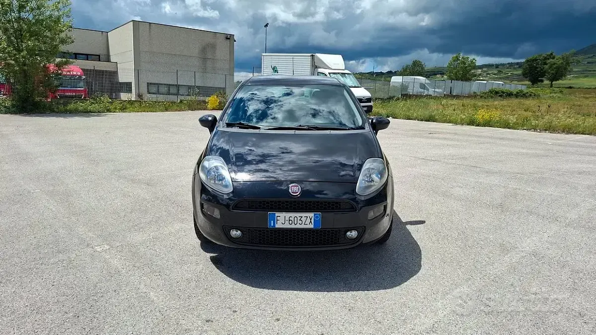 Occasion Fiat Punto Street 77 ch (56 kW) 2017 Noir Citadine