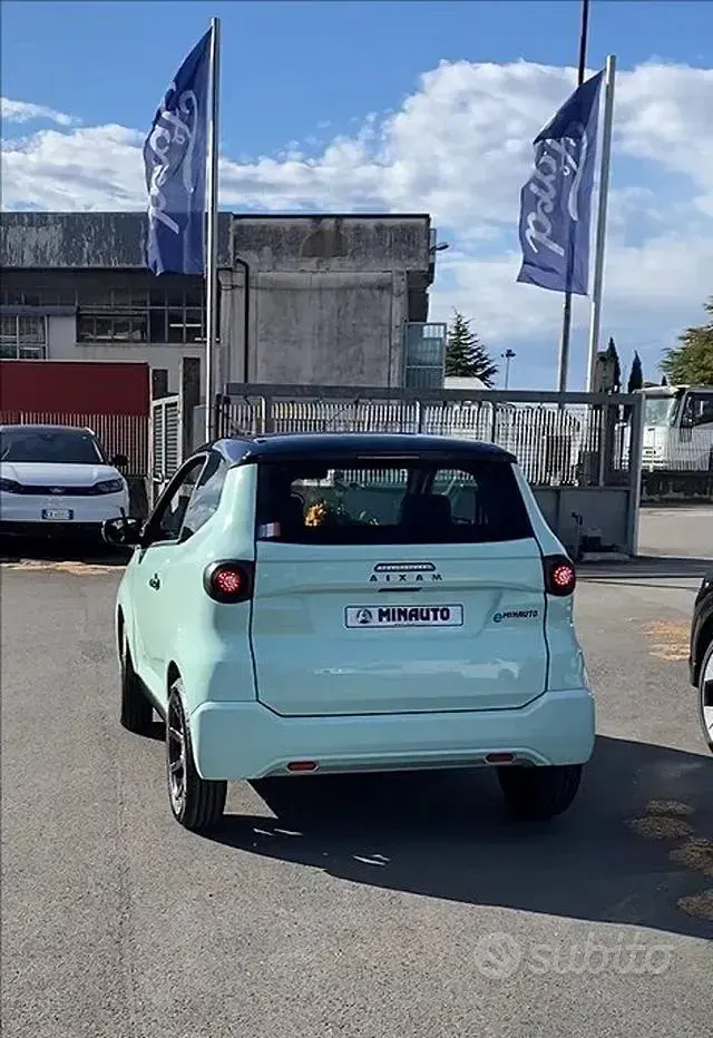 Nuova Aixam eMinauto Chic 2026 Verde Coupé