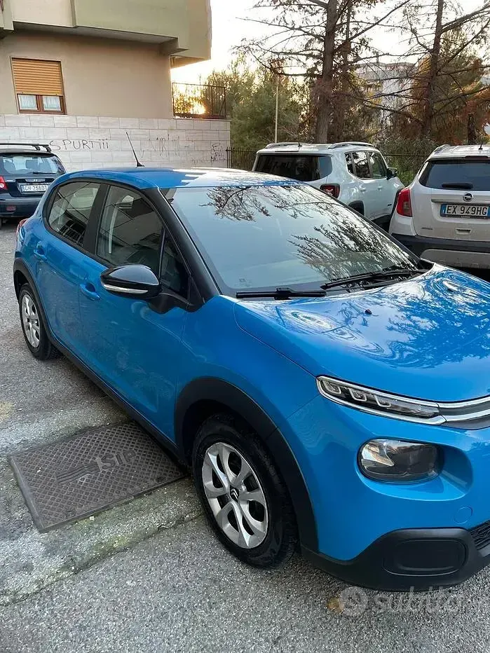 Usata Citroën C3 Feel 68 CV (50 kW) 2019 Bluazzurro Utilitaria