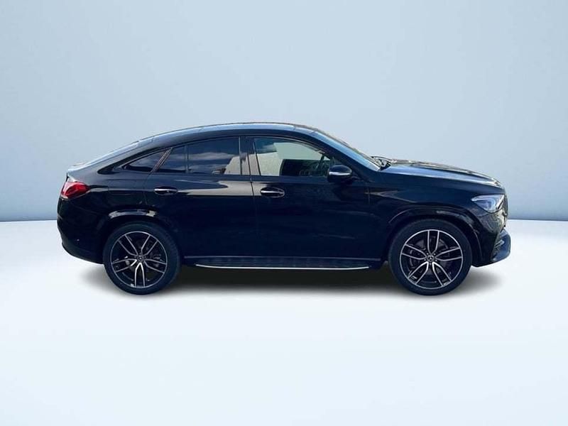 Usata Mercedes GLE300 272 CV (200 kW) 2022 Nero Coupé