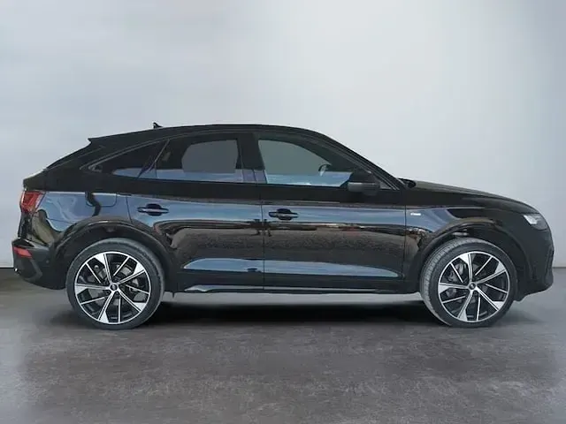 Usata Audi Q5 Sportback S-line plus 204 CV (150 kW) 2022 Nero SUV