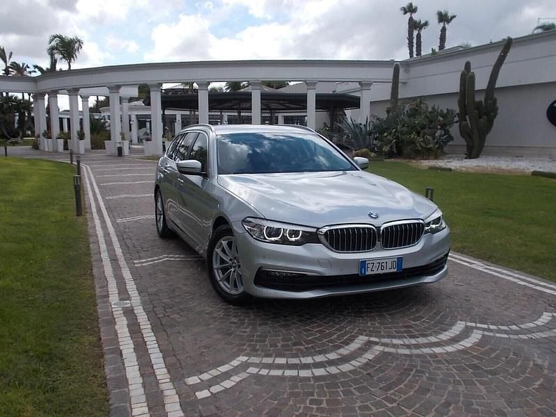Usata BMW 518 150 CV (110 kW) 2019 Argento Station wagon