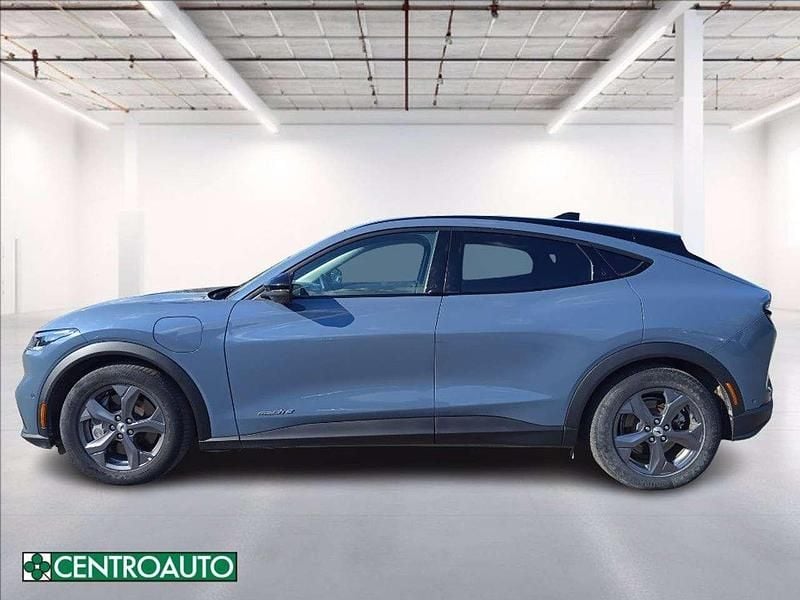 Usata Ford Mustang Mach-E Standard Range 100 kW (136 CV) 2024 Blu metallizzato SUV