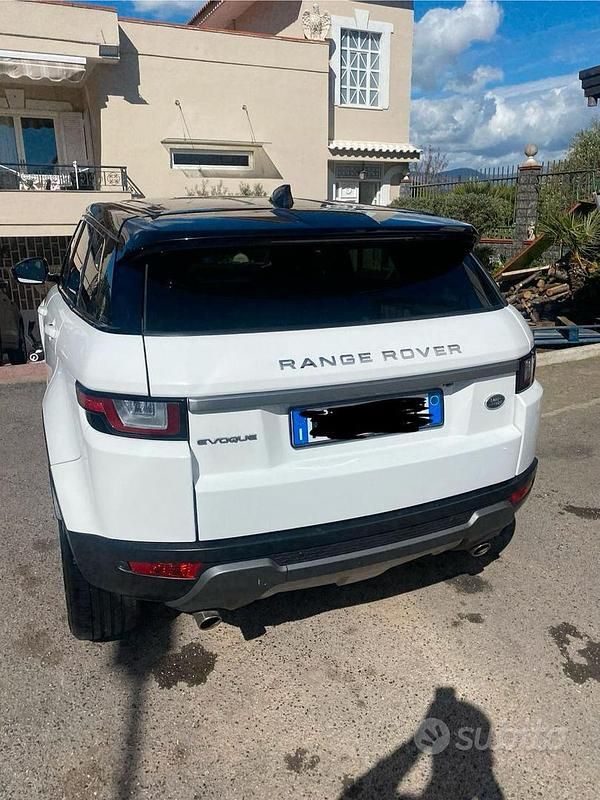 Usata Land Rover Range Rover evoque 150 CV (110 kW) 2018 Bianco Station wagon