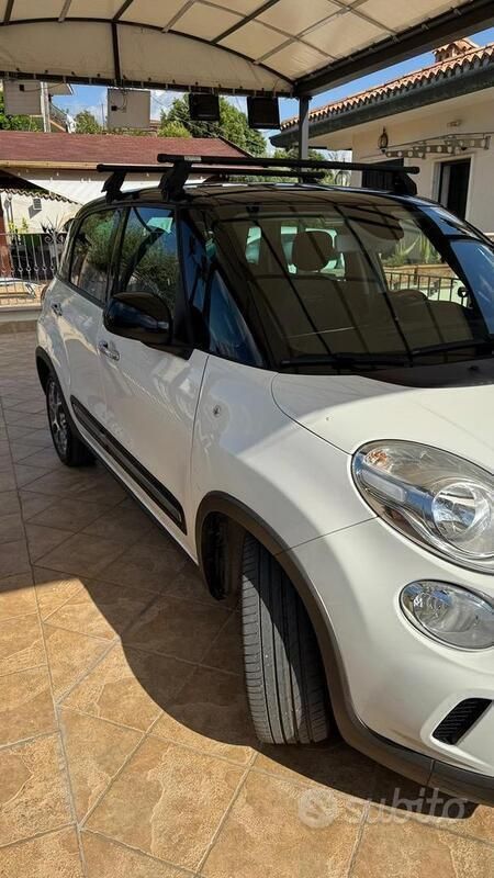 Bianco Usata 2016 Fiat 500L Trekking Monovolume | 8900 € (Buon prezzo) - Immagine 1/4