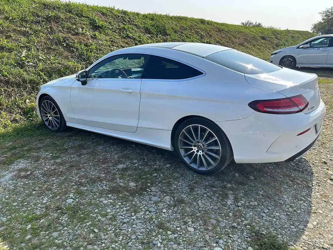 Usata Mercedes C300 Premium Plus 245 CV (180 kW) 2020 Bianco Coupé