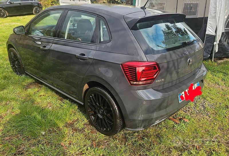 Usata VW Polo Highline 95 CV (69 kW) 2018 Grigio Utilitaria