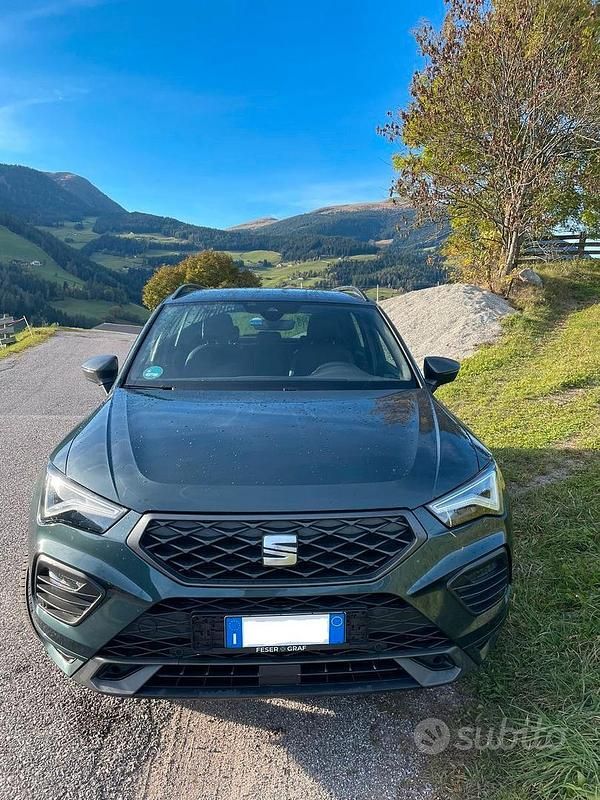 Verde Usata 2022 Seat Ateca 4Drive SUV | 26.300 € (Molto cara) - Immagine 1/4