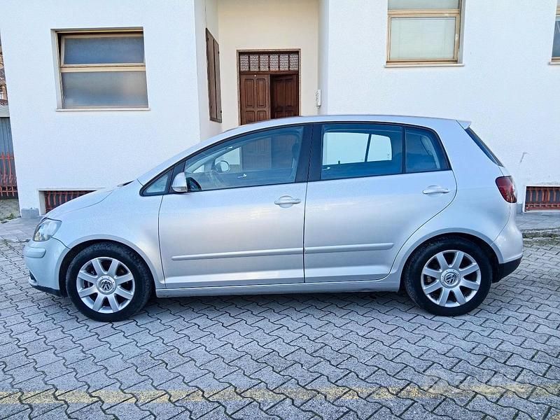Usata VW Golf Plus Cross 2005 Grigio Berlina