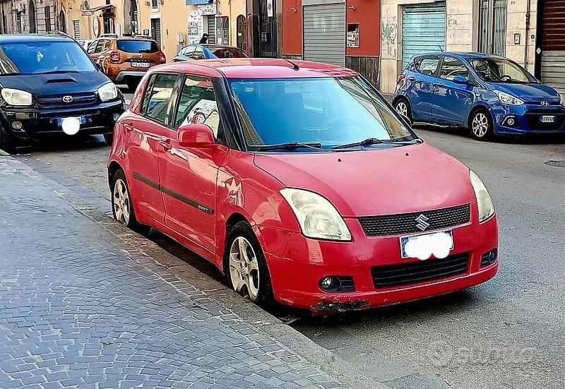 Usata Suzuki Swift 2008 Rosso Utilitaria