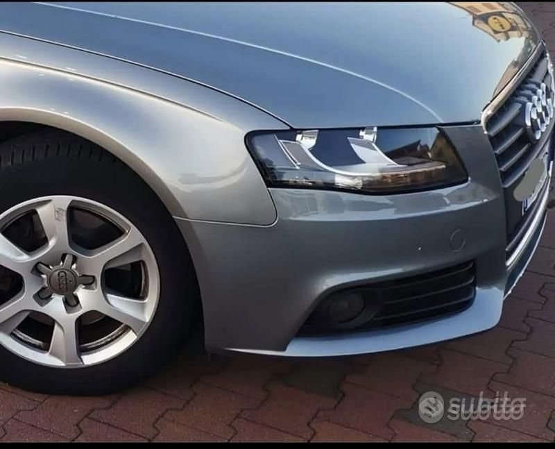 Usata Audi A4 Business 143 CV (105 kW) 2011 Grigio Station wagon