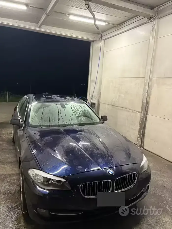 Usata BMW 525 204 CV (150 kW) 2010 Blu Berlina