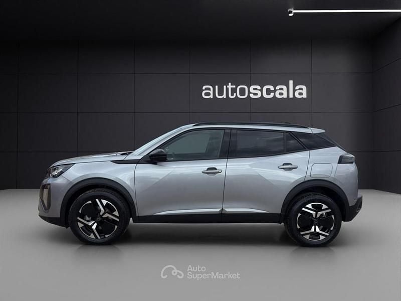 Usata Peugeot 2008 Allure 101 CV (74 kW) 2025 Gray SUV