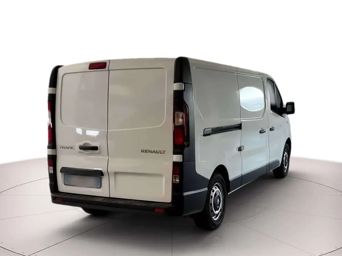 Usata Renault Trafic 145 CV (106 kW) 2020 Bianco Monovolume