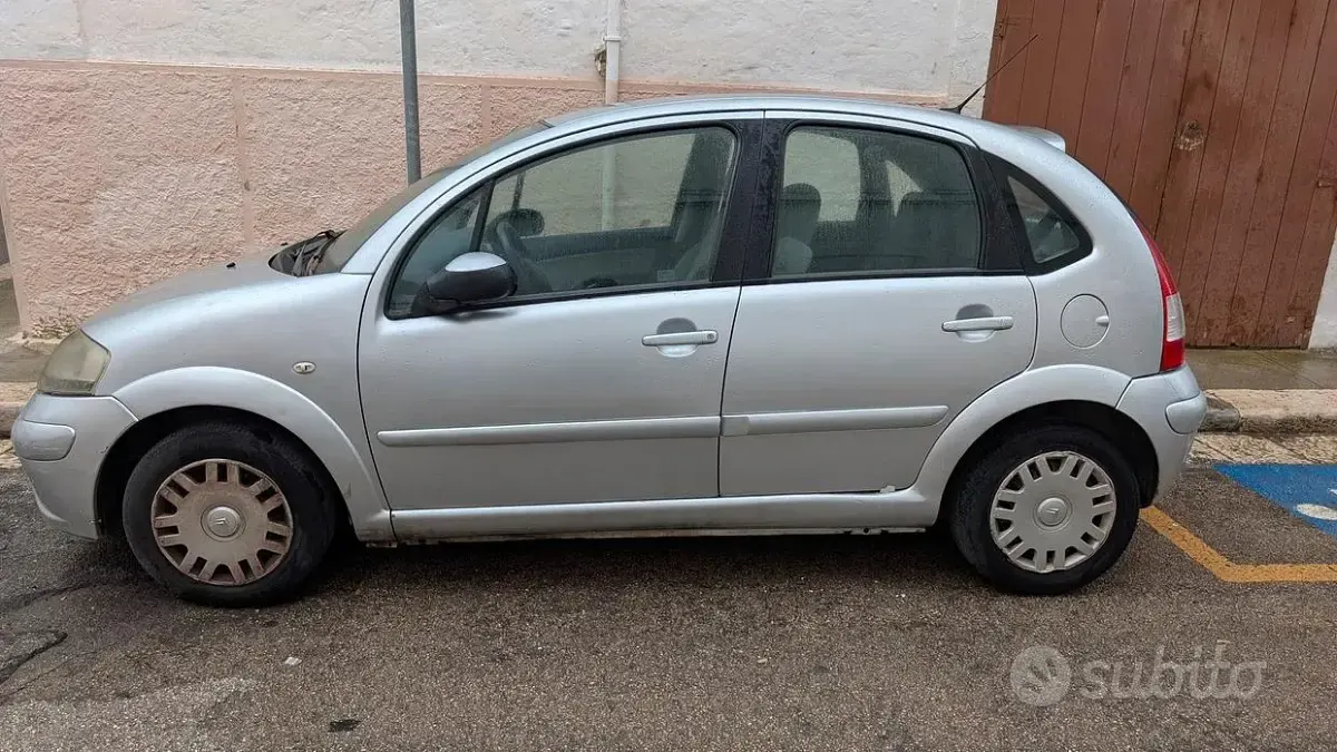 Gebraucht Citroën C3 60 PS (44 kW) 2006 Grau Limousine