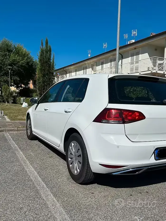 Usata VW Golf VII 90 CV (66 kW) 2016 Berlina