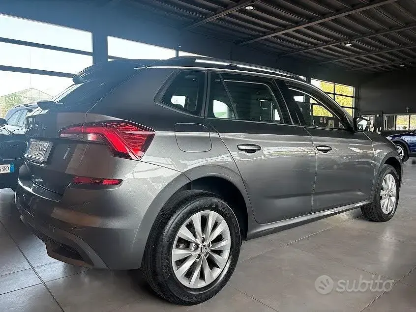 Usata Skoda Kamiq Ambition 110 CV (80 kW) 2022 Grigio SUV