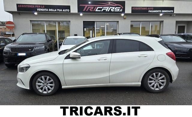 Bianco Usata 2017 Mercedes A160 Berlina | 12.990 € (Ottimo prezzo) - Immagine 1/4