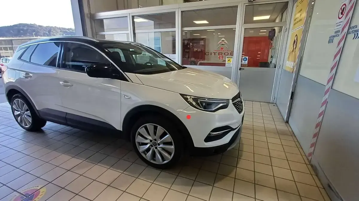 Usata Opel Grandland X Ultimate 131 CV (96 kW) 2021 SUV