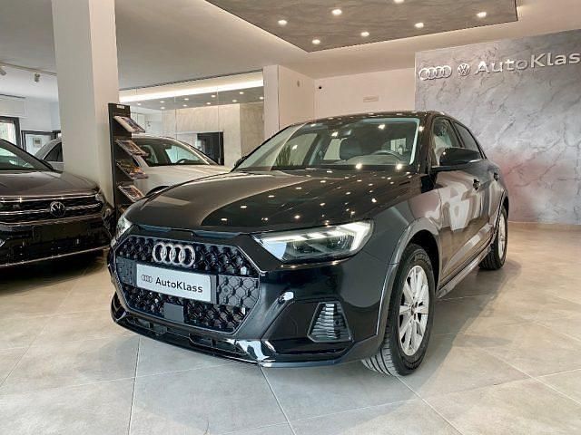 Usata Audi A1 Ambiente 150 CV (110 kW) 2024 Nero mito perlato Utilitaria