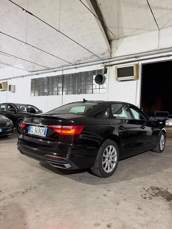 Usata Audi A4 135 CV (99 kW) 2022 Nero Berlina