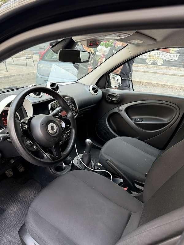 Usata Smart ForFour Pulse 95 CV (69 kW) 2019 Utilitaria