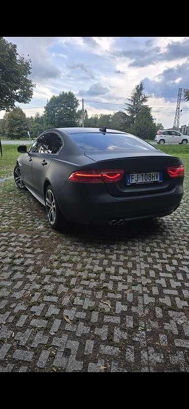 Usata Jaguar XE R-Sport 179 CV (131 kW) 2018 Berlina