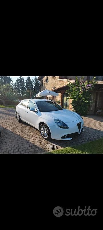 Usata Alfa Romeo Giulietta 120 CV (88 kW) 2016 Bianco Berlina