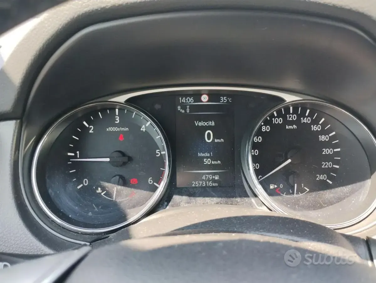 Usata Nissan X-Trail Tekna 131 CV (96 kW) 2017 Grigio SUV