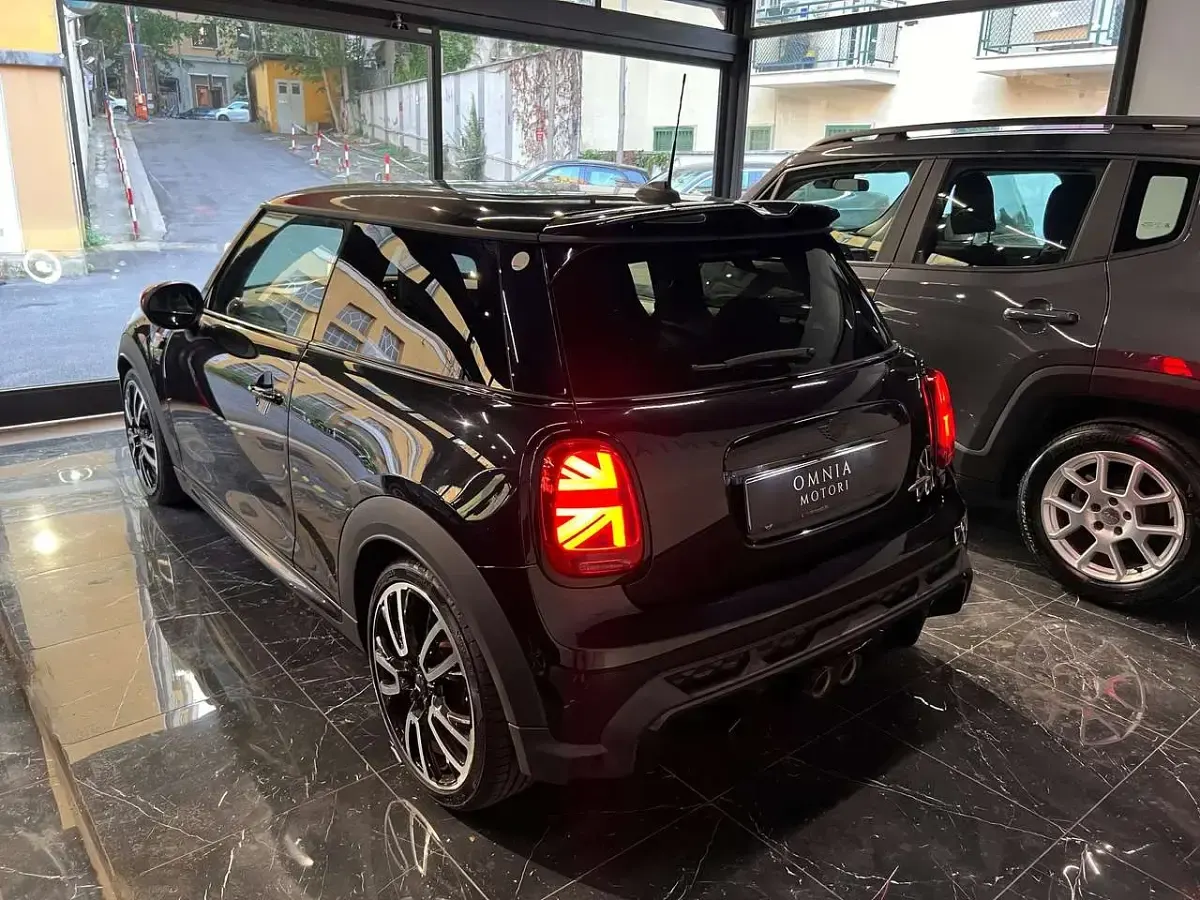 Usata Mini John Cooper Works 231 CV (169 kW) 2022 Midnight black metallic Utilitaria