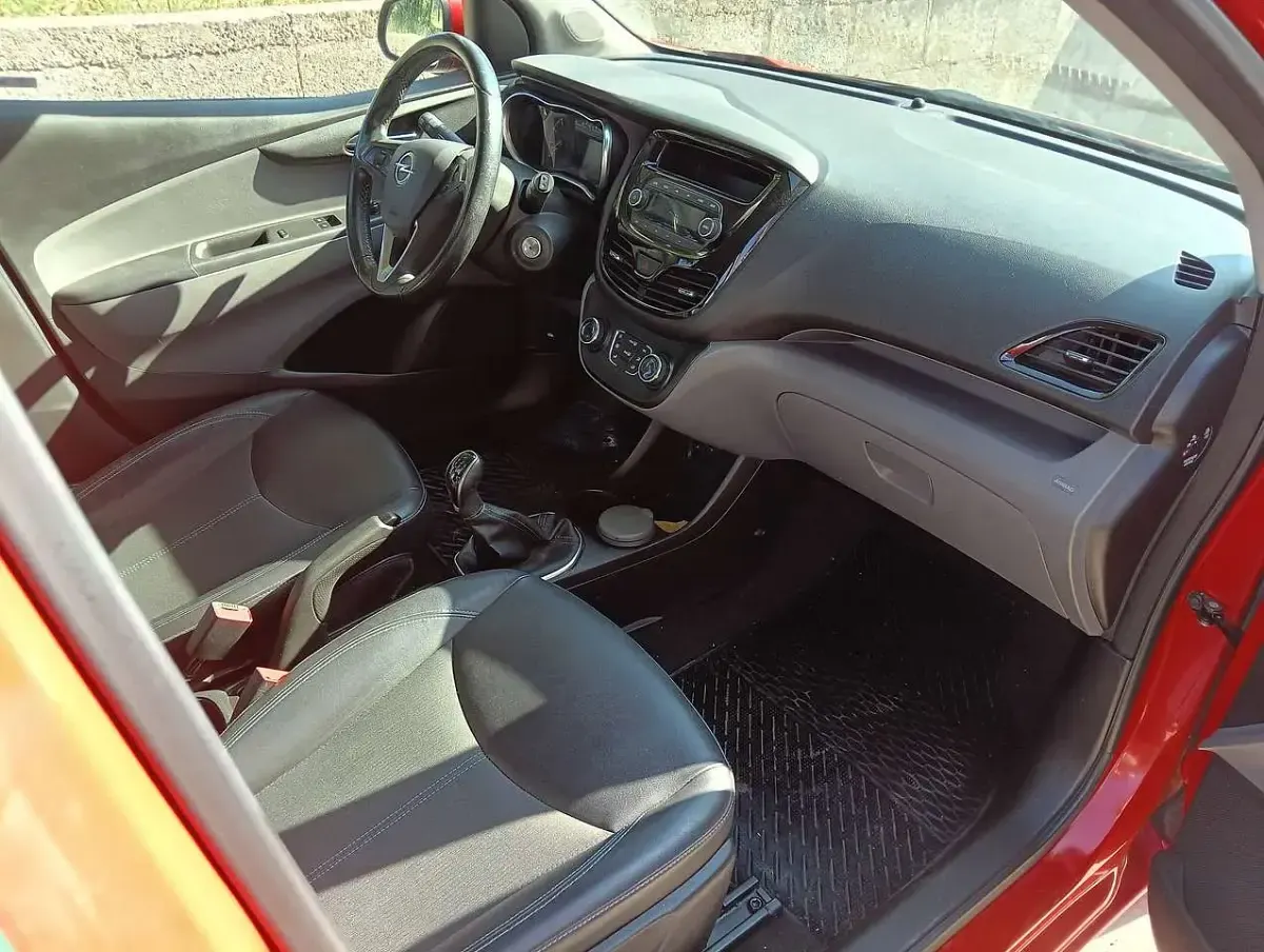 Usata Opel Karl 73 CV (53 kW) 2016 Rosso Utilitaria