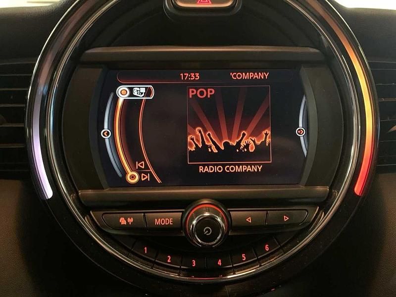 Usata Mini ONE 75 CV (55 kW) 2015 Bianco Utilitaria