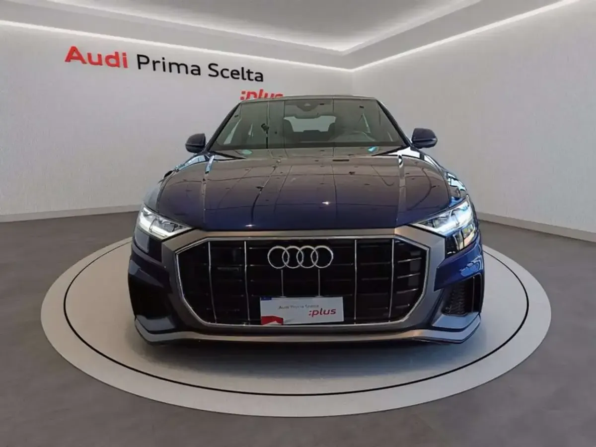Usata Audi Q8 Sport 286 CV (210 kW) 2022 Blu navarra met SUV