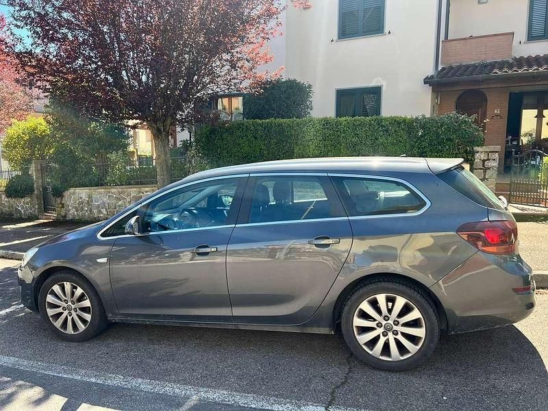 Occasion Opel Astra Cosmo 110 ch (80 kW) 2012 Gris Break