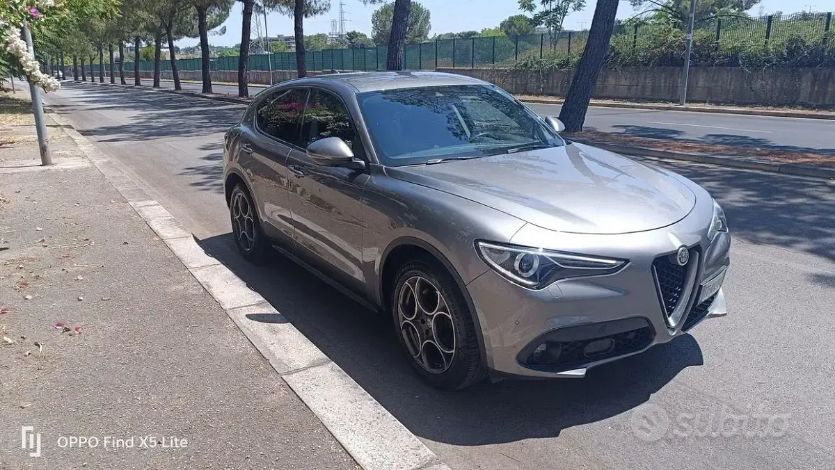 Usata Alfa Romeo Stelvio Executive 179 CV (131 kW) 2018 Grigio SUV