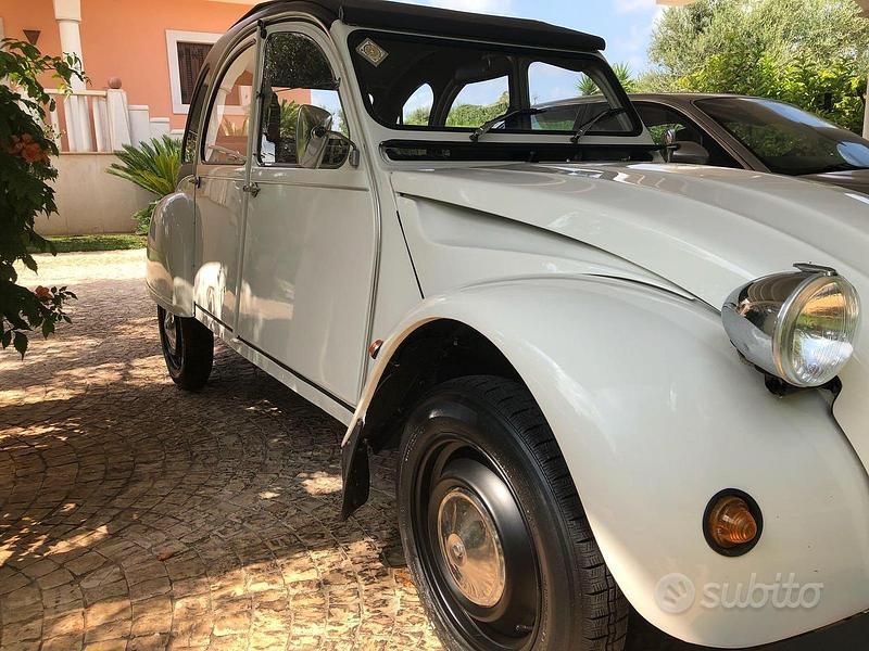 Usata Citroën 2CV Charleston 29 CV (21 kW) 1980 Bianco Berlina