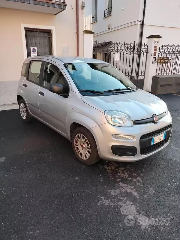 Usata Fiat Panda Easy 69 CV (50 kW) 2020 Grigio Utilitaria