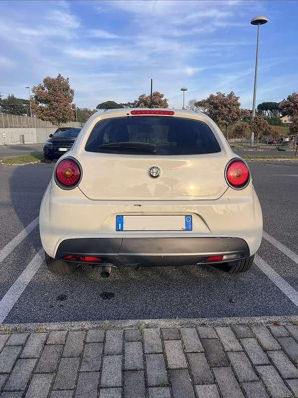 Usata Alfa Romeo MiTo Progression 69 CV (50 kW) 2015 Utilitaria
