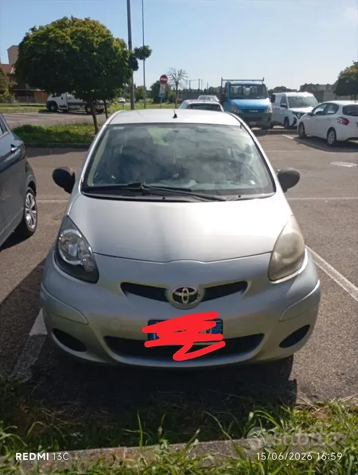 Usata Toyota Aygo 69 CV (50 kW) 2008 Grigio Utilitaria