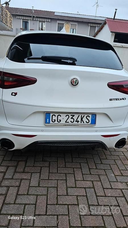 Usata Alfa Romeo Stelvio Veloce 210 CV (154 kW) 2021 Bianco SUV