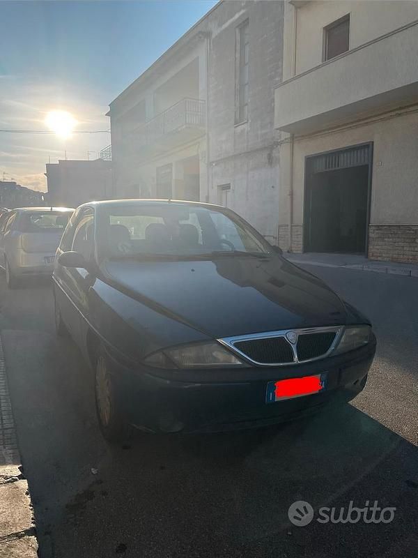Usata Lancia Ypsilon 1999 Utilitaria