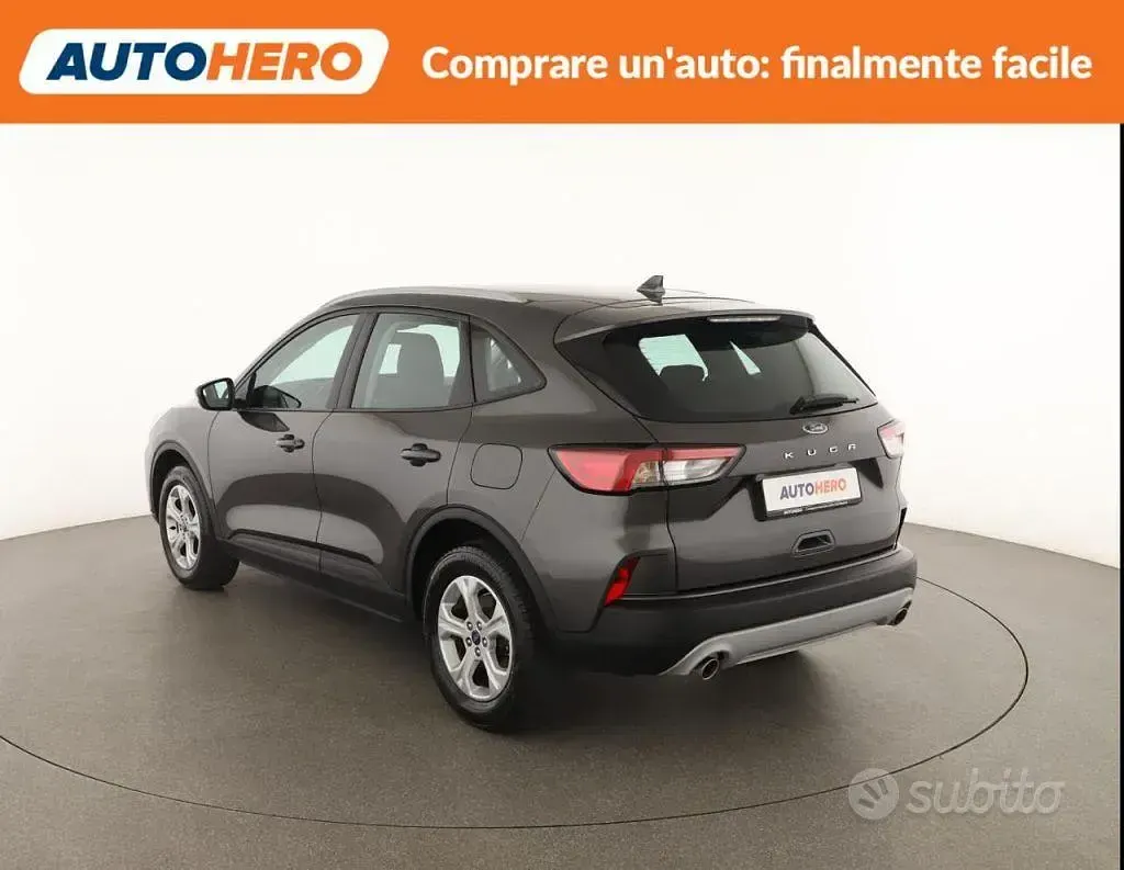 Usata Ford Kuga 120 CV (88 kW) 2020 Grigio SUV