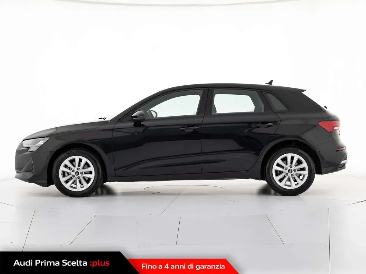 Usata Audi A3 Business 150 CV (110 kW) 2025 Nero Berlina