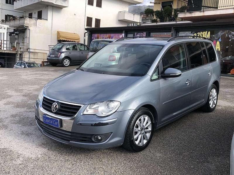 Usata VW Touran Trendline 109 CV (80 kW) 2008 Grigio Monovolume