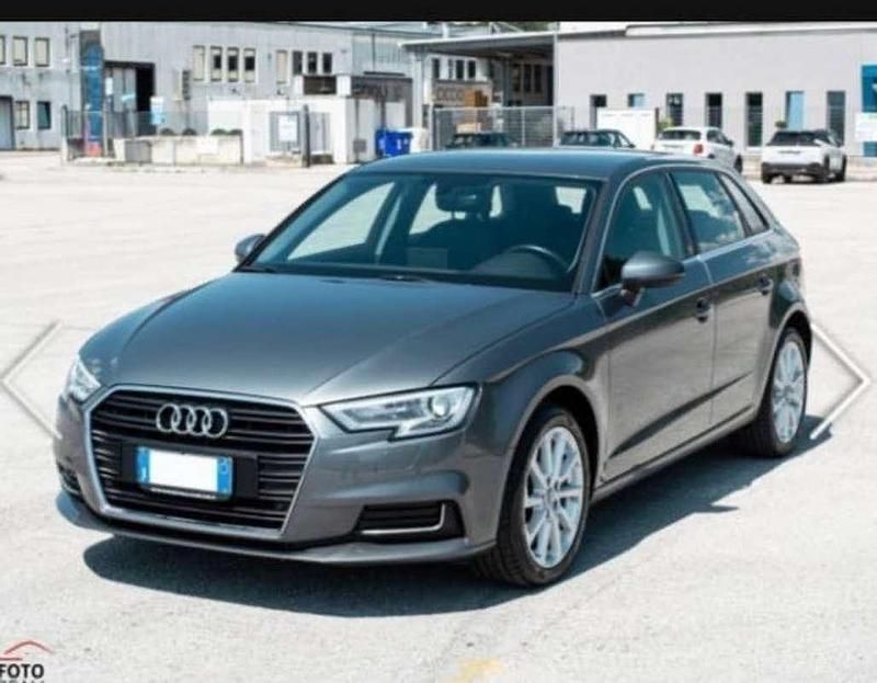 Usado Audi A3 Ambition 150 CV (110 kW) 2017 Berlina