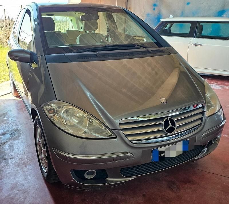 Usata Mercedes A170 Elegance 115 CV (84 kW) 2006 Grigio Berlina