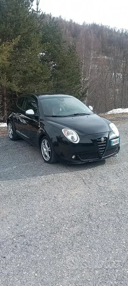 Usata Alfa Romeo MiTo 120 CV (88 kW) 2012 Nero Utilitaria